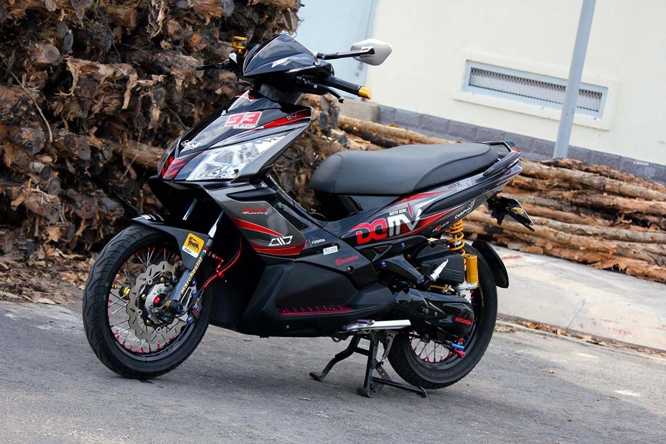 Honda Air Blade do do choi hang hieu cua biker Binh Duong hinh anh