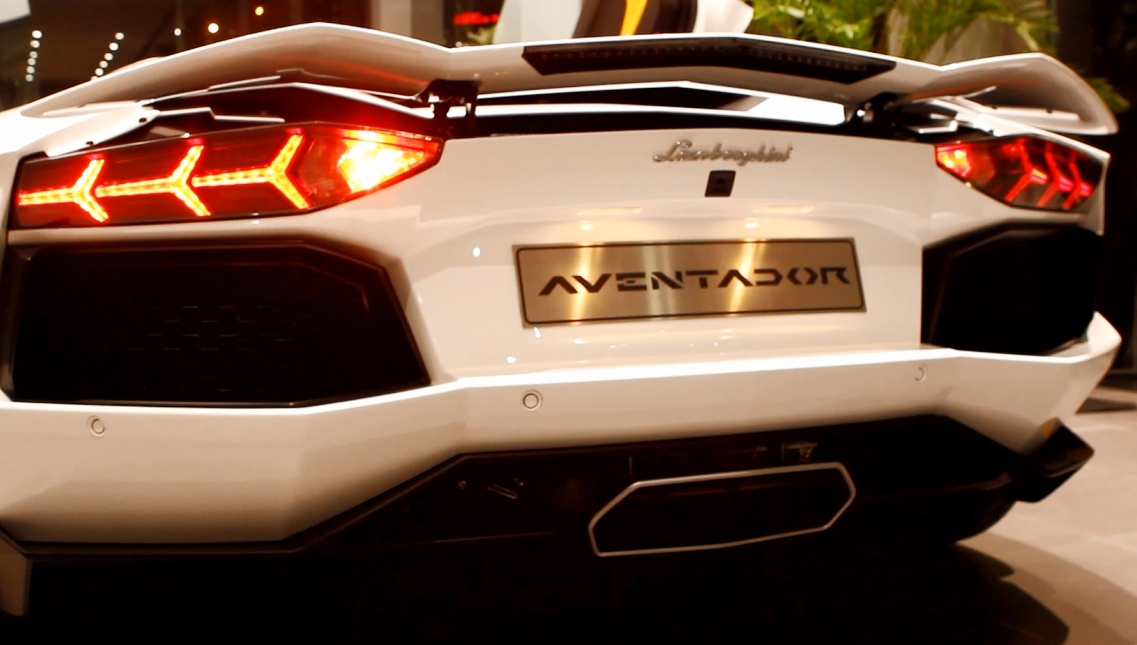 Tieng po Lamborghini Aventador chinh hang dau tien o VN hinh anh