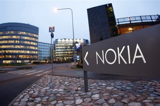 Nokia tu nha may bot giay den thong tri thi truong di dong hinh anh