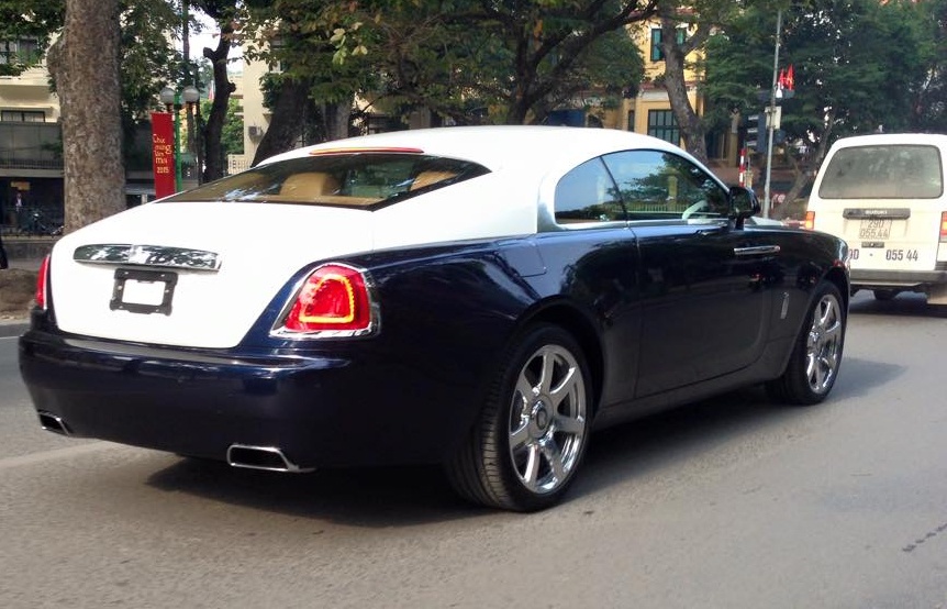 Sieu xe Rolls-Royce Wraith thu hai lan banh o Ha Noi hinh anh