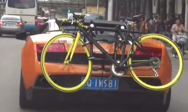 Sieu xe Lamborghini Gallardo cho xe dap hinh anh