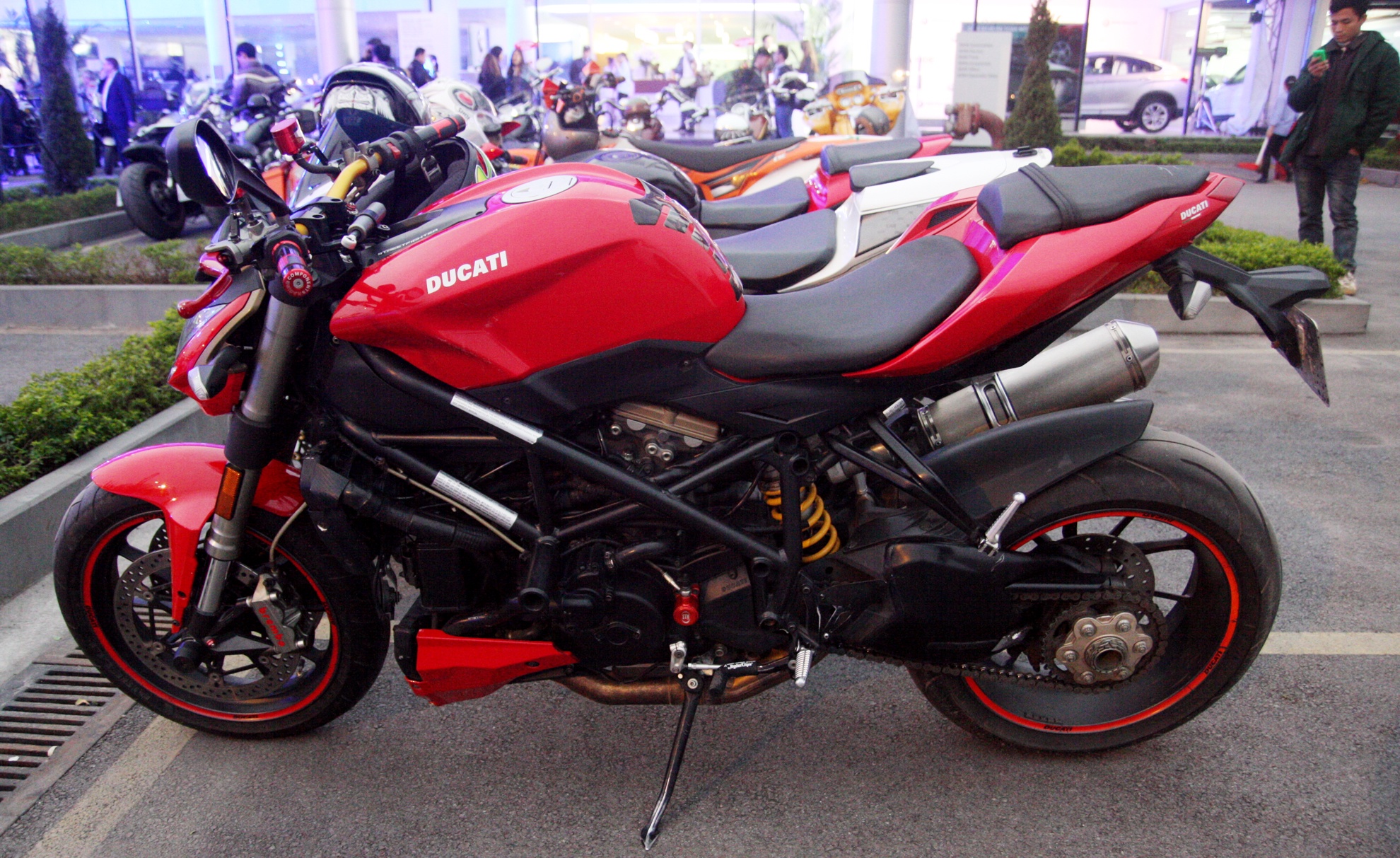 Dan mo to phan khoi lon cua biker mien Bac tu hop o Ha Noi hinh anh