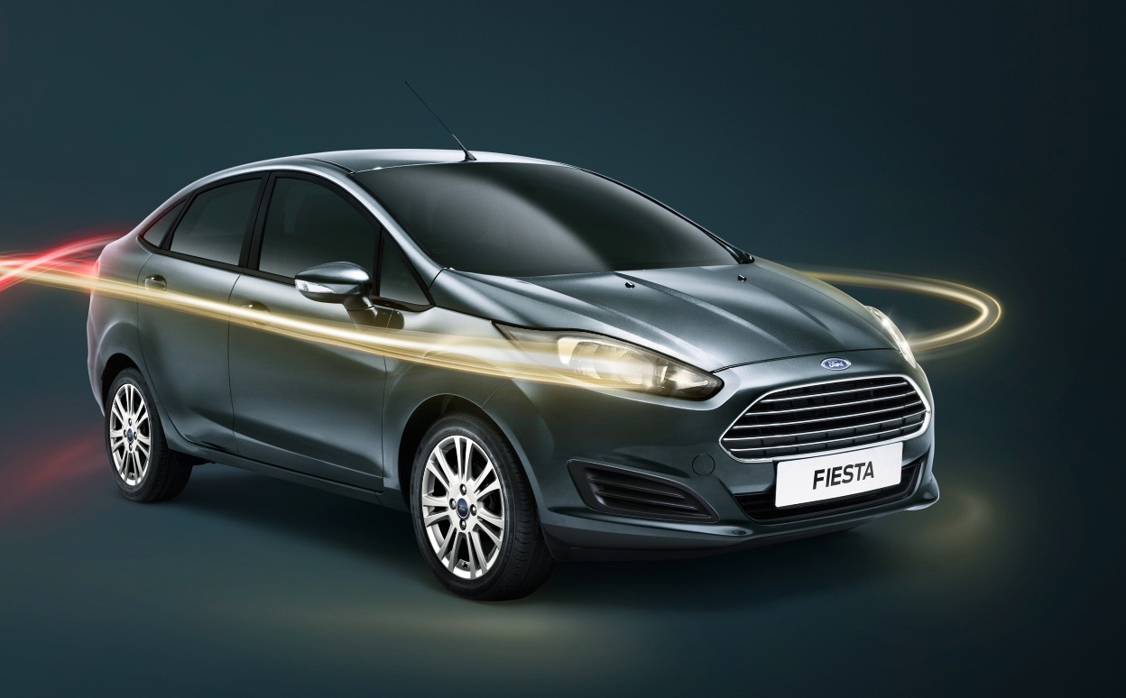 Ford Fiesta Trend them ban 4 cua o Viet Nam hinh anh