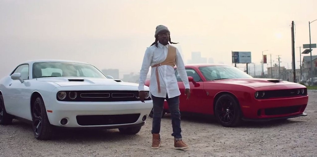 Xem nhanh dan sieu xe trong Fast & Furious 7 hinh anh