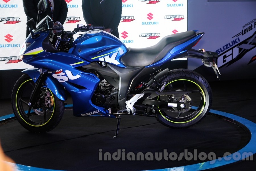 Anh chi tiet Suzuki Gixxer SF vua ra mat o An Do hinh anh
