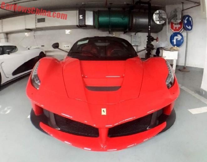Garage voi loat sieu xe khung o Thuong Hai hinh anh