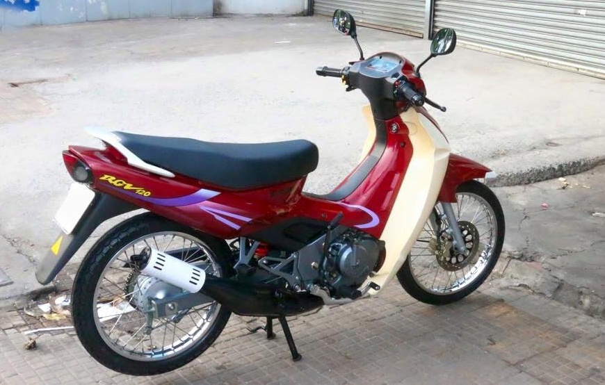 Suzuki RGV hang hiem duoc tra gia ngang Kia Morning hinh anh