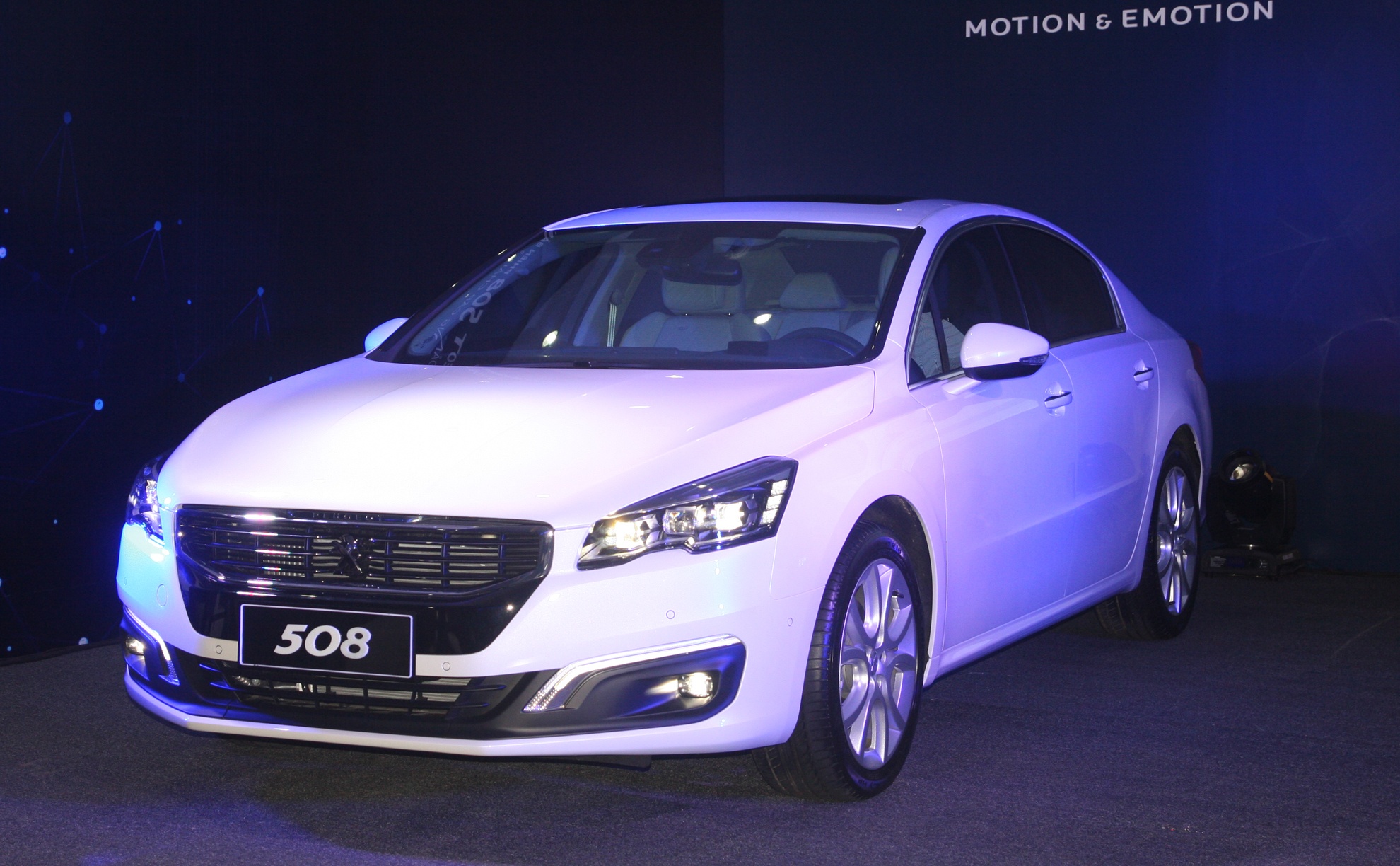 Peugeot 508 phien ban moi gia hon 1,4 ty dong o Viet Nam hinh anh
