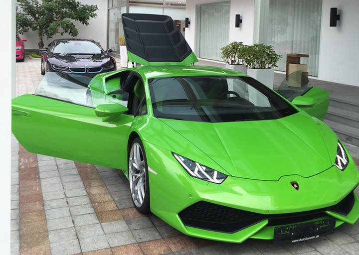 Đây là chiếc Lamborghini Huracan thứ 2 ở Việt Nam sau chiếc đầu tiên nhập khẩu chính hãng bởi Lamborghini Hà Nội. Giá trị sau thuế của model này ước tính khoảng hơn <abbr class=