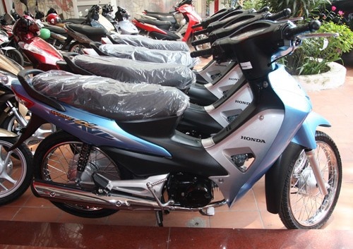 Nguoi Viet mua gan 1,4 trieu xe may 6 thang dau 2015 hinh anh