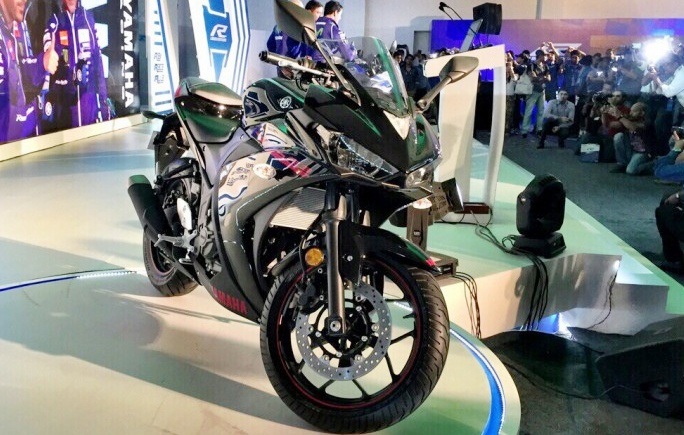 Yamaha YZF-R3 ra mat o An Do, gia hon 5.000 USD hinh anh