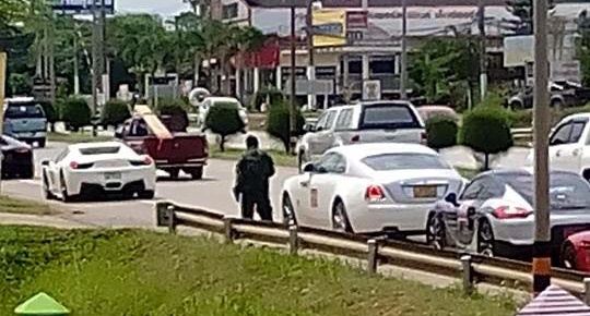 Dan sieu xe tu hoi o Lao hinh anh