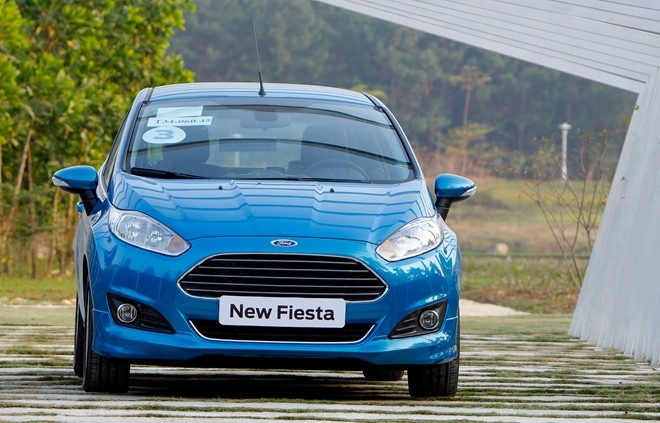 Gan 1.200 xe Ford Fiesta bi loi he thong dien o VN hinh anh