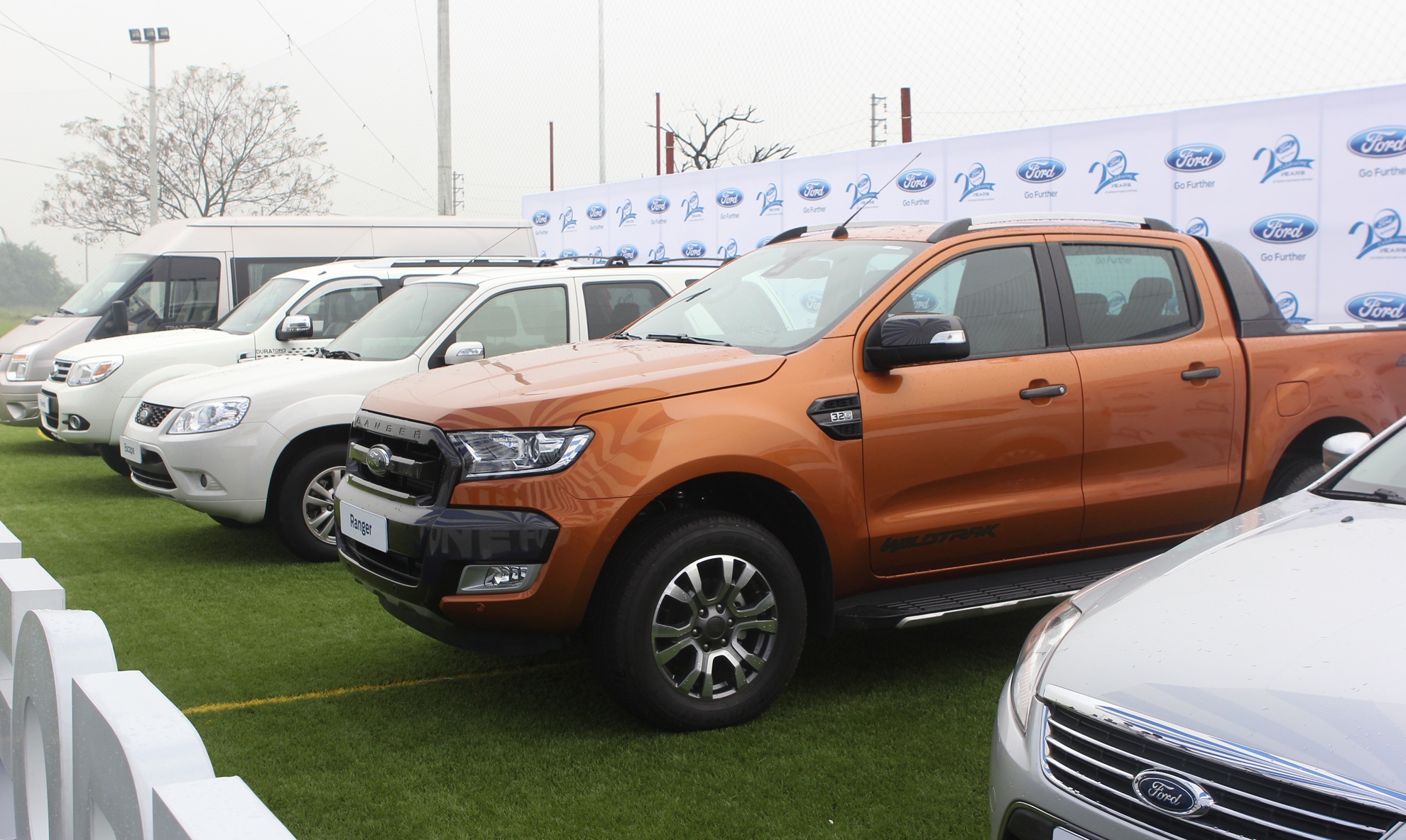 Ford ra 9 dong xe trong 20 nam o Viet Nam hinh anh