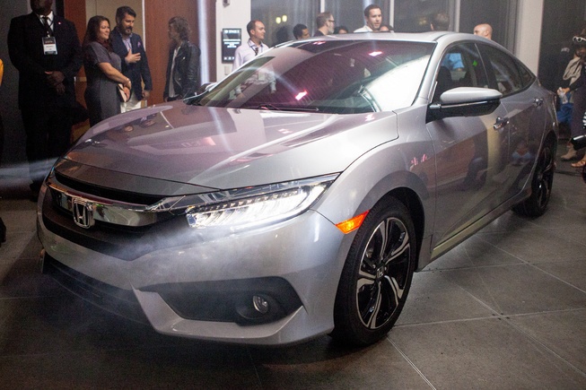 Honda Civic 2016 chinh thuc trinh lang hinh anh