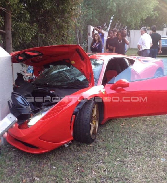 Ferrari 458 Speciale dam tuong rao o Nam Phi hinh anh