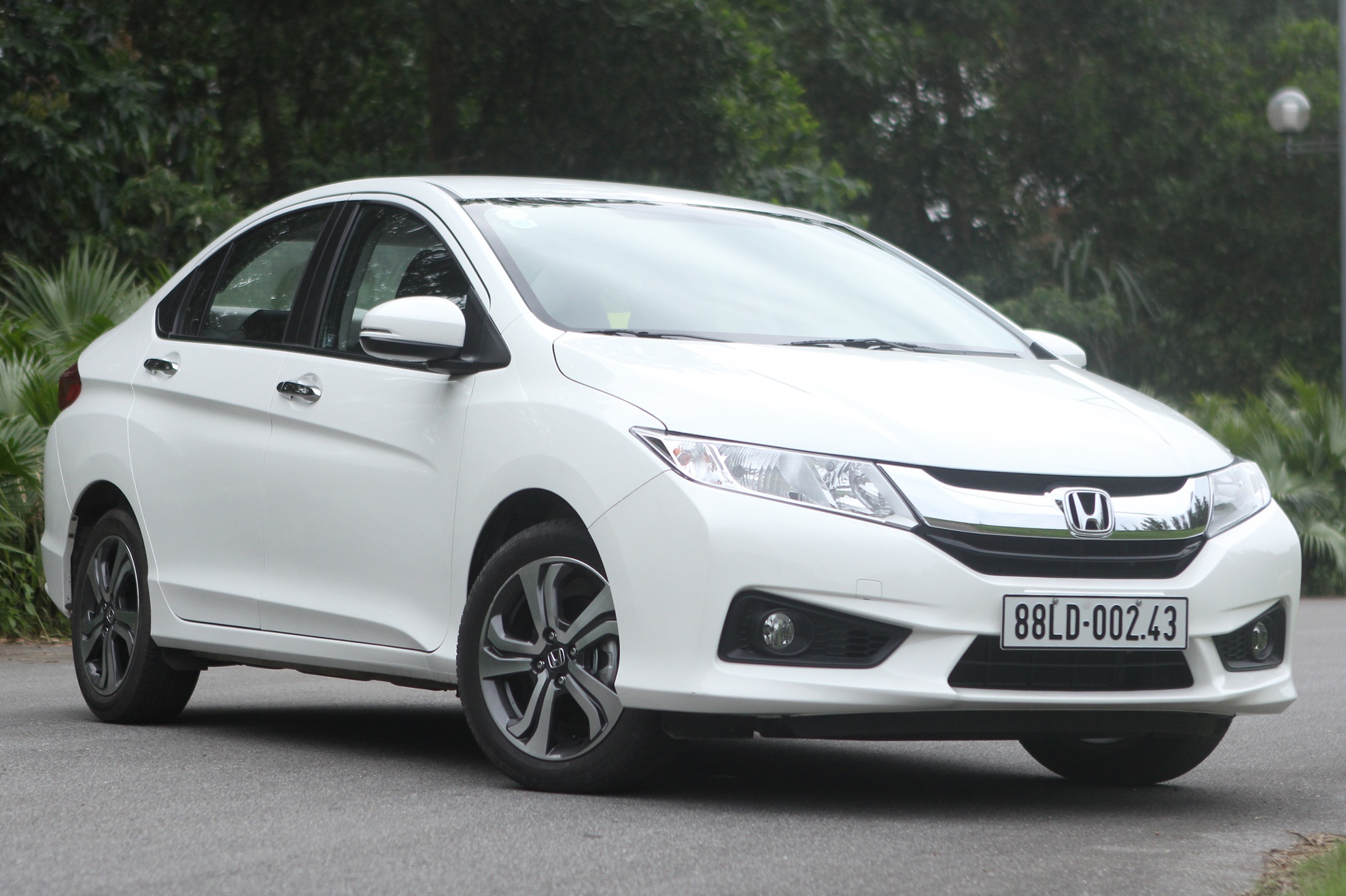 Chay thu Honda City 2015: Them tien nghi de canh tranh hinh anh