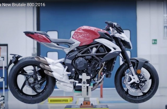 MV Agusta Brutale 800 2016 voi den pha LED lo dien hinh anh