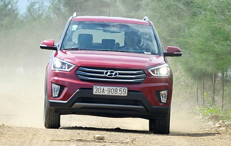 Chay thu Hyundai Creta: SUV co nho rong rai hinh anh
