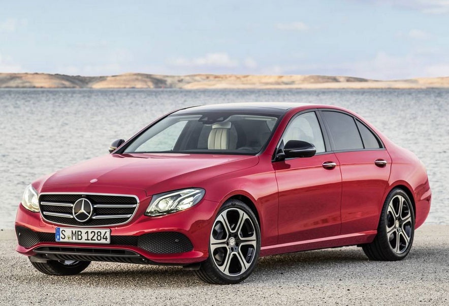 Mercedes-Benz E-Class the he thu 10 chinh thuc ra mat hinh anh