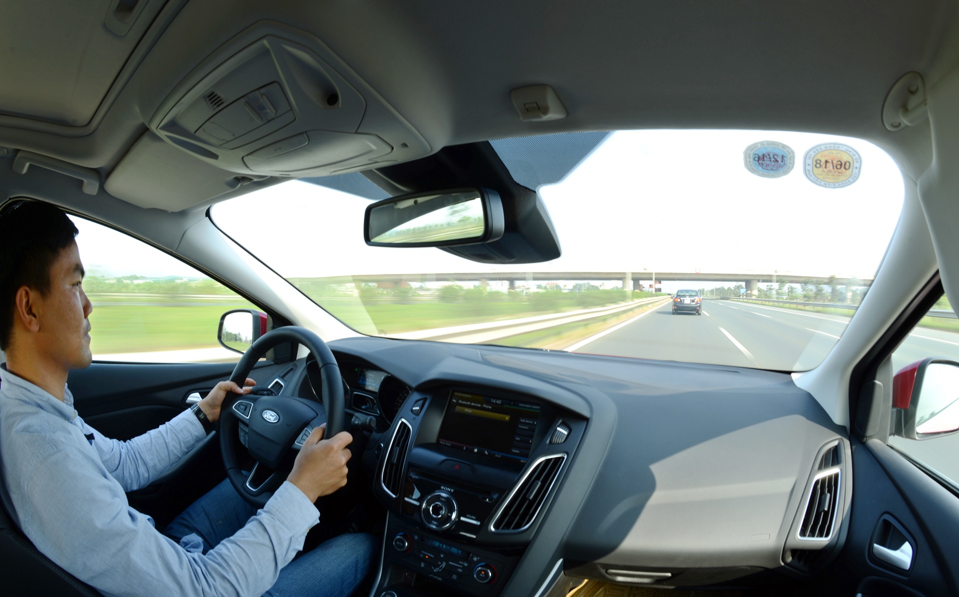 Ford Focus 2016 ra mắt ở Việt Nam, chạy thử Ford Focus 2016, Ford Focus 2016 có loạt công nghệ mới ảnh 2 Ford Focus 2016 ra mat o Viet Nam, chay thu Ford Focus 2016, Ford Focus 2016 co loat cong nghe moi anh 2