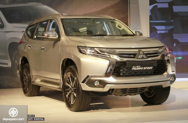 Pajero Sport 2016 co gia ban hon 32.000 USD o Indonesia hinh anh