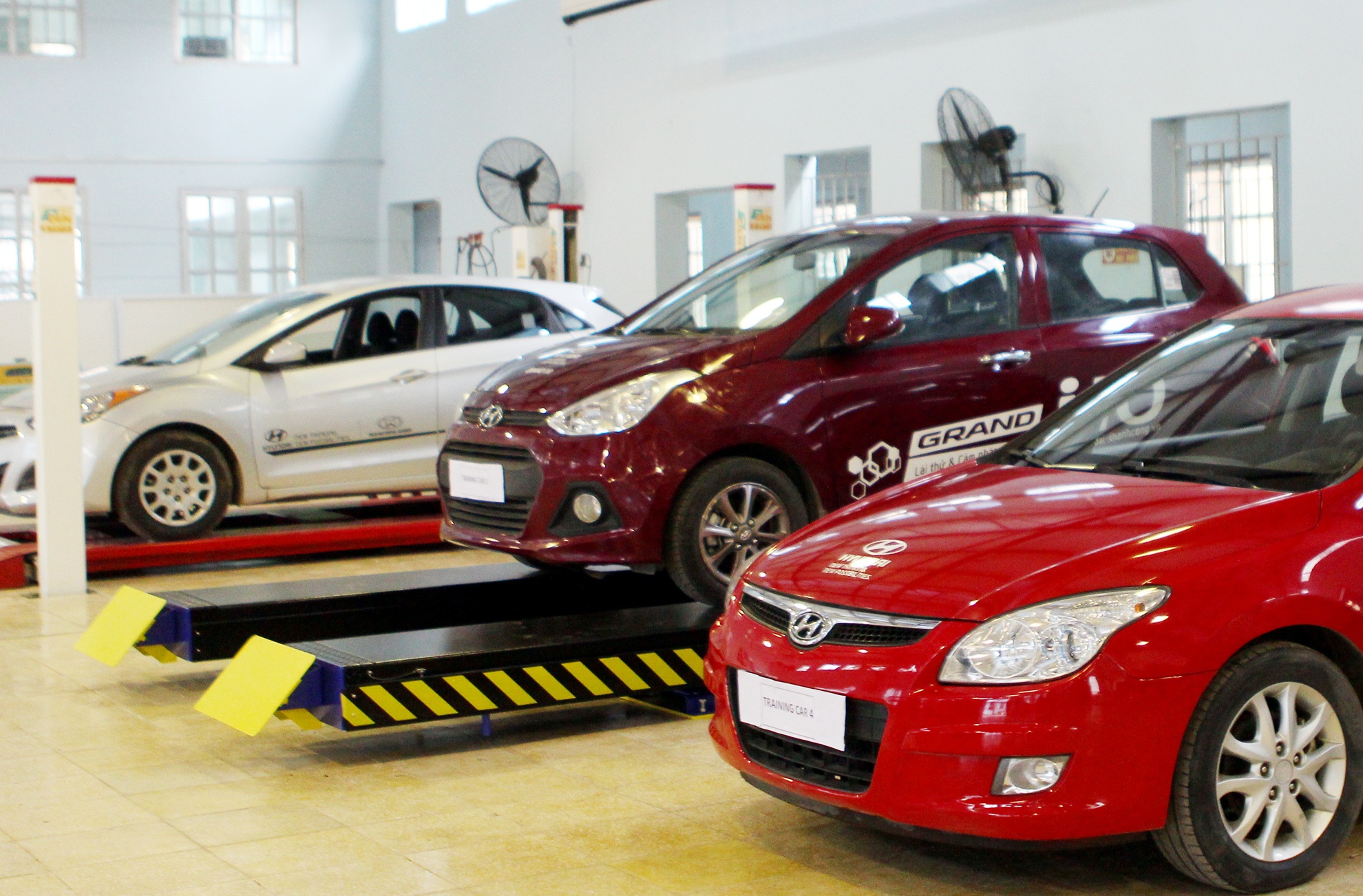 Hyundai ban hon 27.000 xe o Viet Nam nam 2015 hinh anh