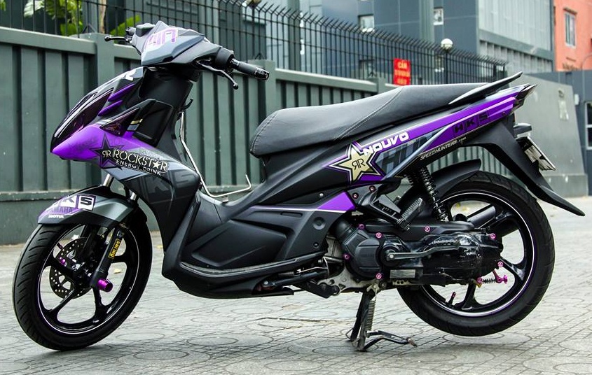 Nouvo 2012 son dan ao mau doc o Sai Gon hinh anh