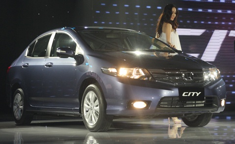 Hon 4.000 oto Honda trieu hoi vi loi tui khi o Viet Nam hinh anh