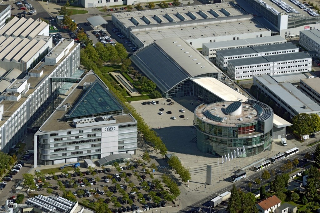 Audi Q2 ra mat,  5 dieu can biet ve Audi Q2,  Mau crossover Audi Q2 trinh lang anh 5