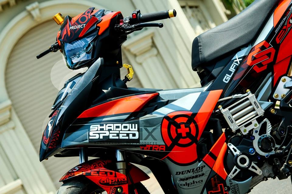 Exciter 150 son tem dau,  Exciter 150 len do choi hang hieu,  Exciter 150 do khung anh 2