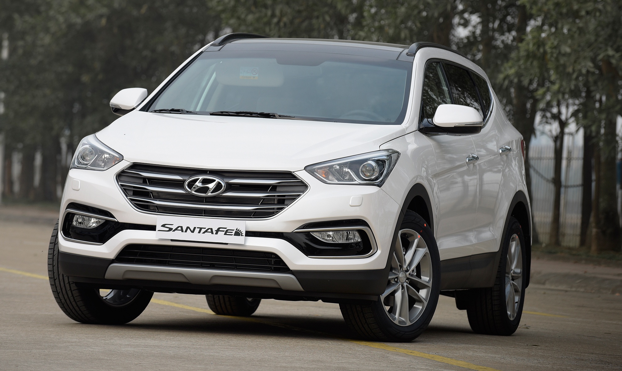 Hyundai Santa Fe 2016 noi gia tu 1,1 ty dong hinh anh