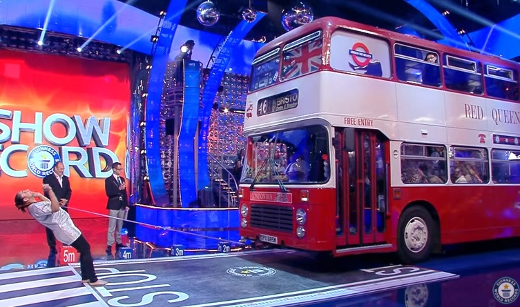 Dung toc keo xe buyt 2 tang cho 32 nguoi hinh anh