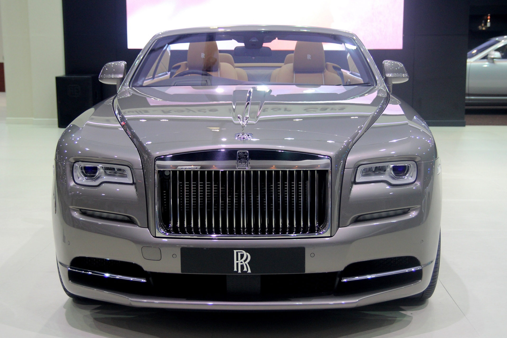 Rolls-Royce Dawn ve Viet Nam anh 2