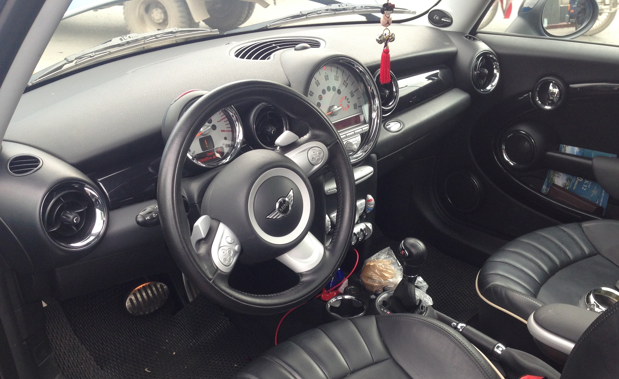 MINI Cooper S khong bung tui khi anh 2