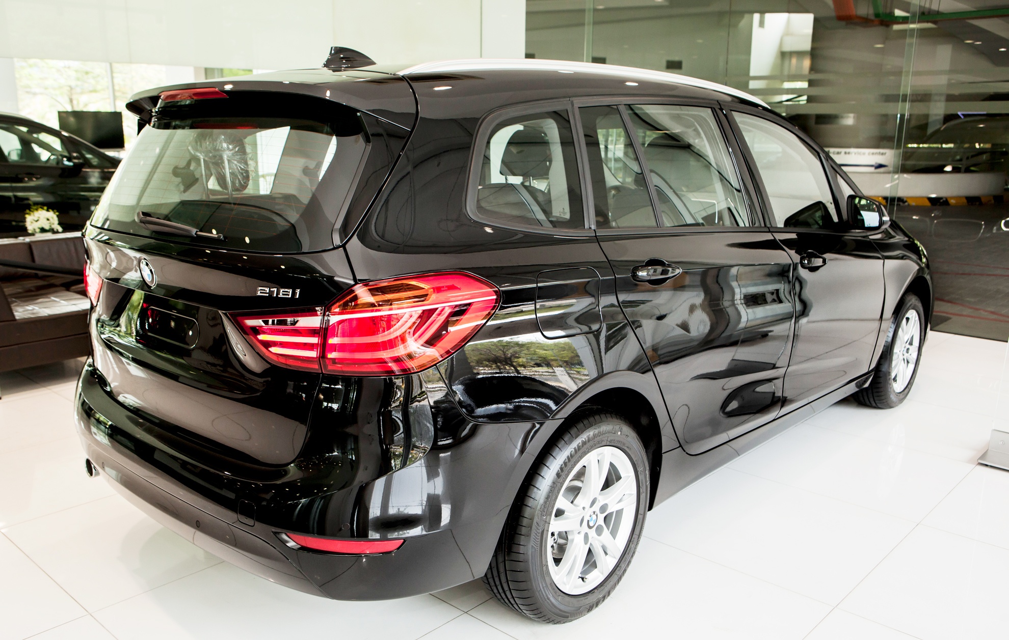 Xe gia đình BMW 218i Gran Tourer ảnh 4 Xe gia dinh BMW 218i Gran Tourer anh 4