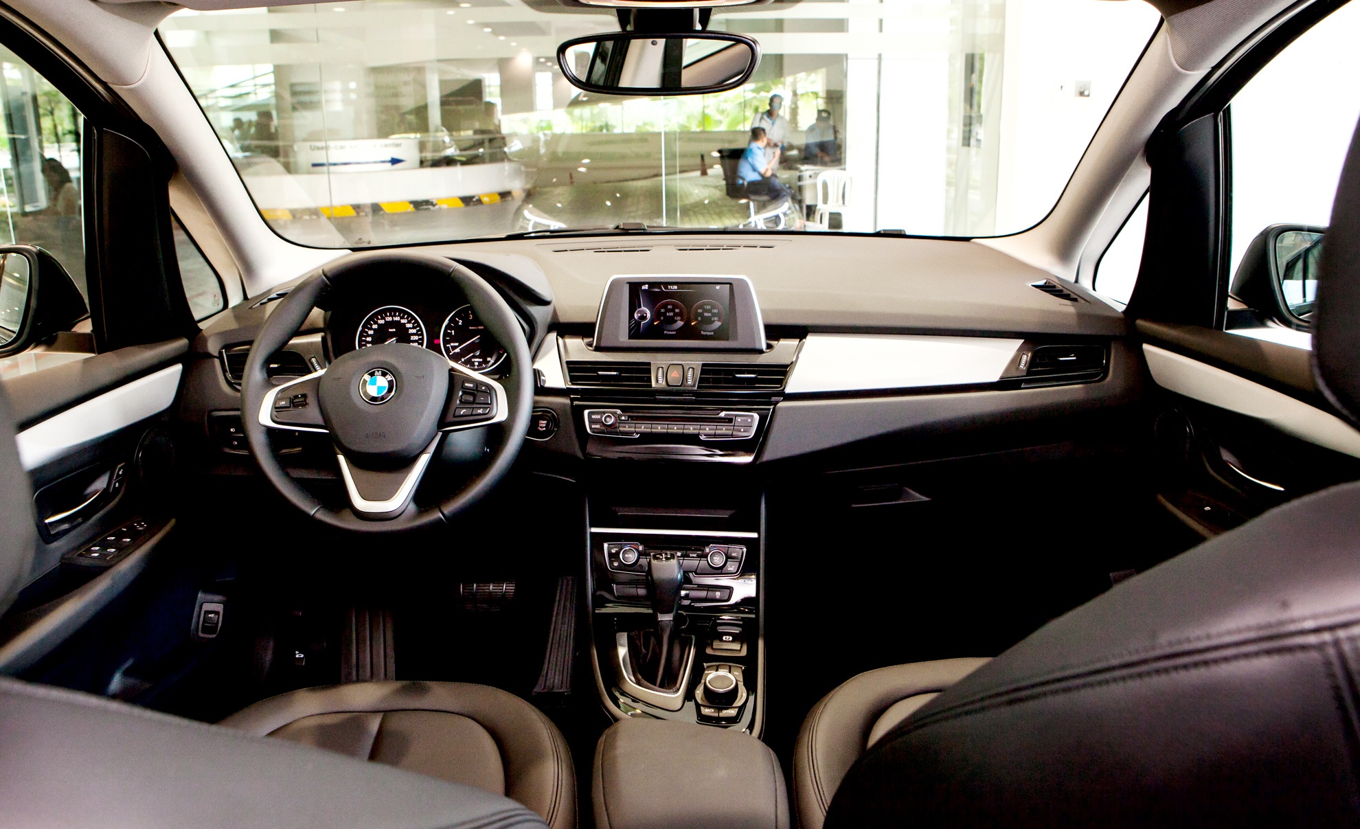 Xe gia đình BMW 218i Gran Tourer ảnh 6 Xe gia dinh BMW 218i Gran Tourer anh 6