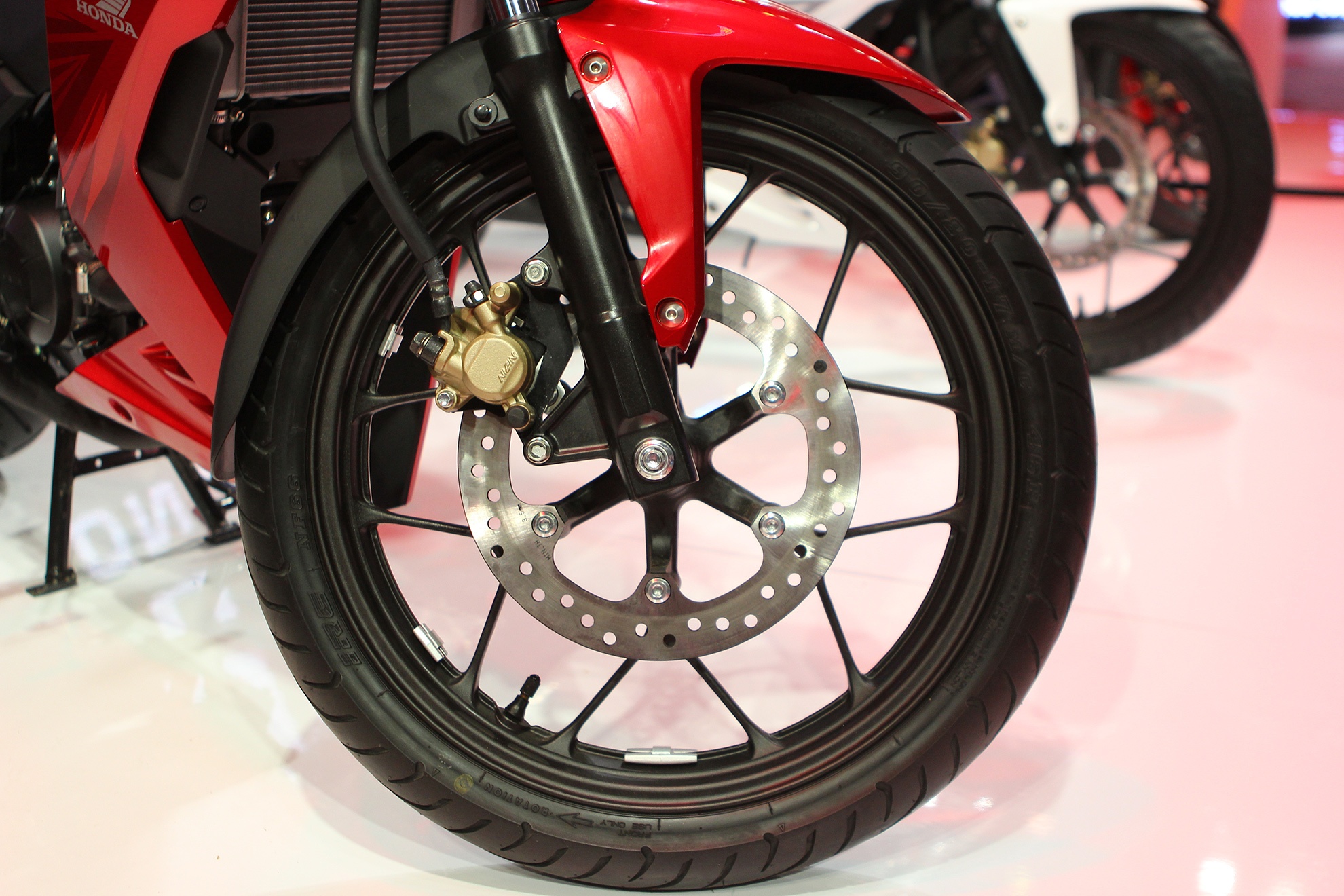 Honda Winner 150 ra mat o Viet Nam anh 4