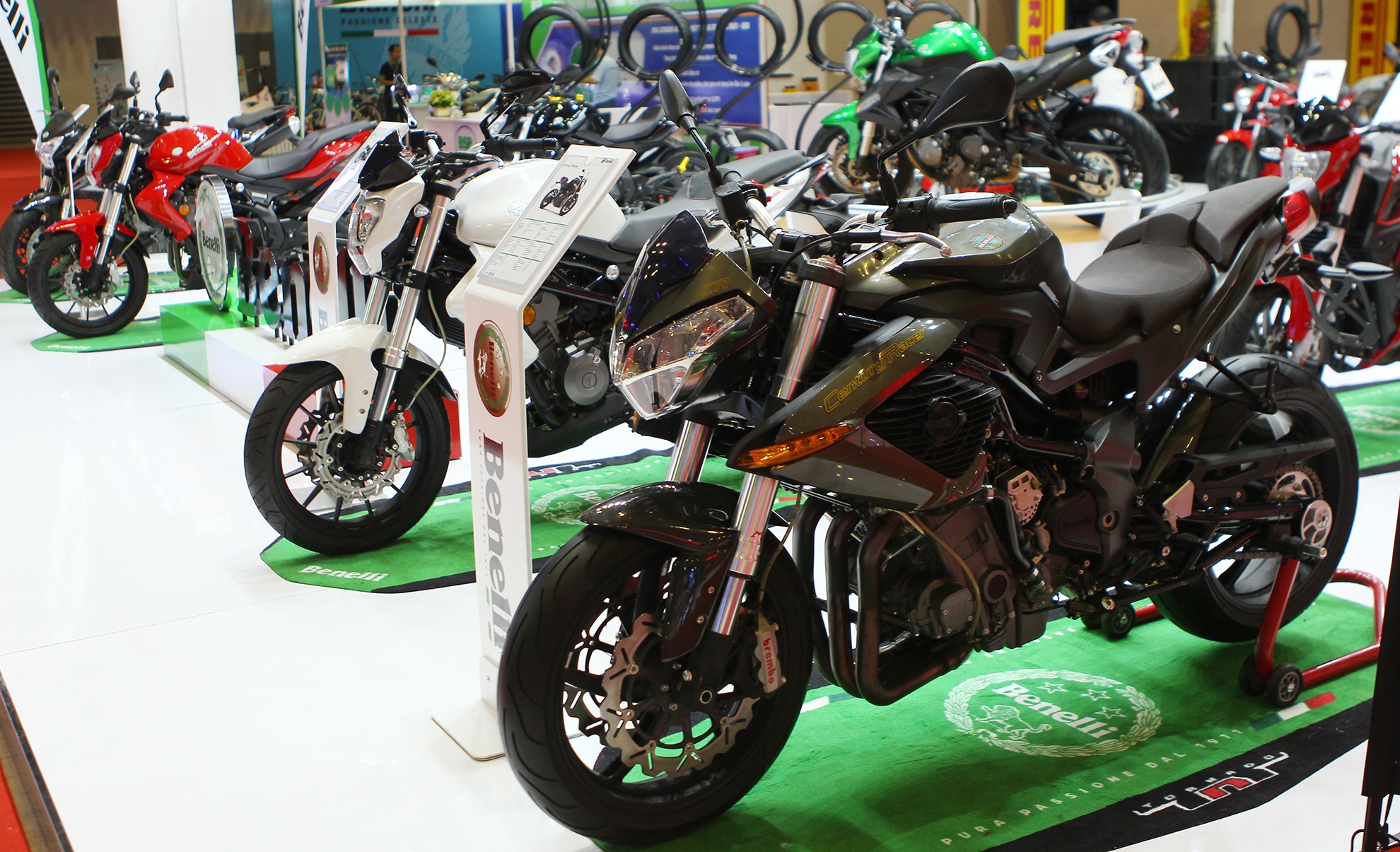Dan moto Benelli o Viet Nam anh 2