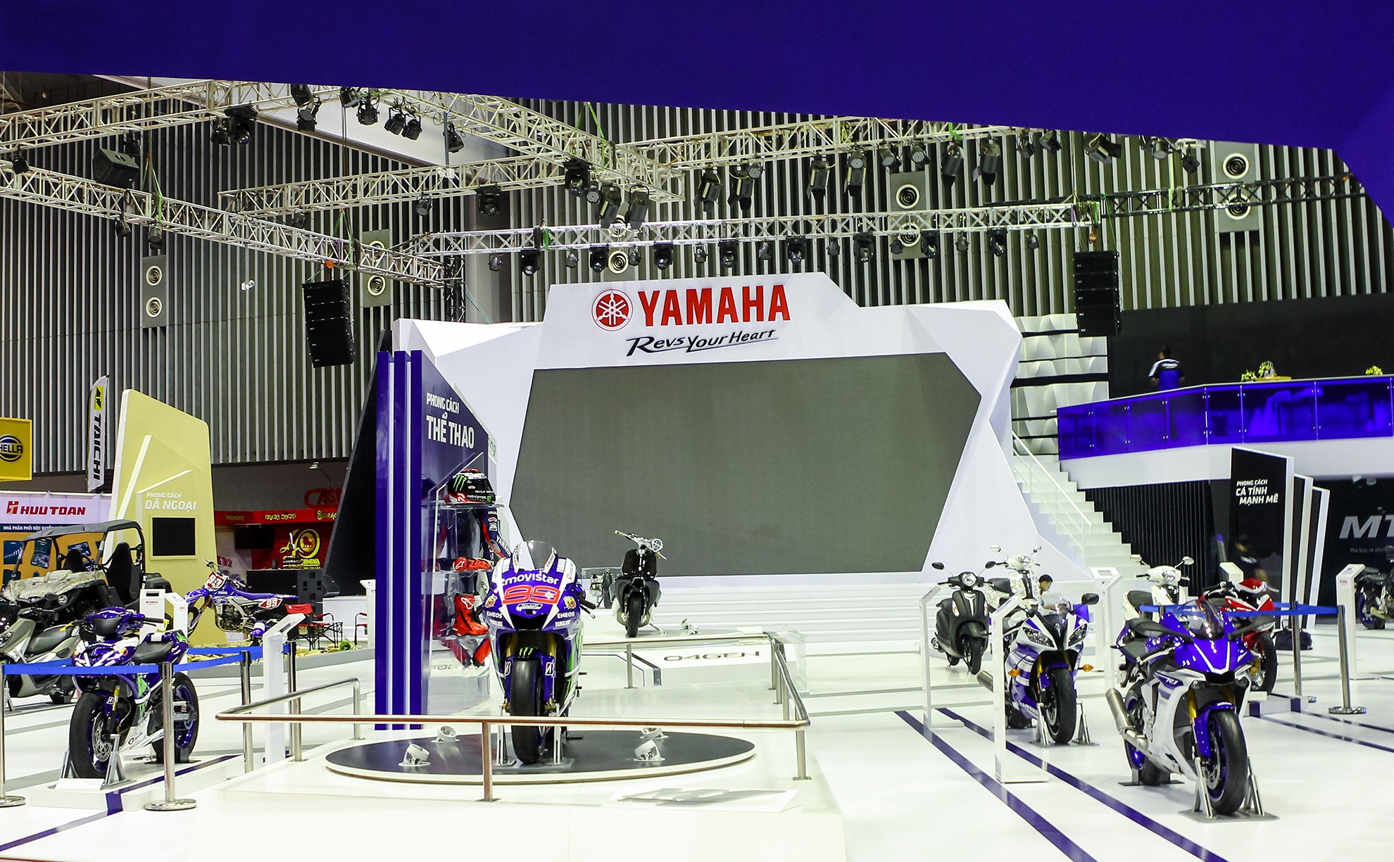 Exciter 150 doi dau Honda Winner 150 anh 2