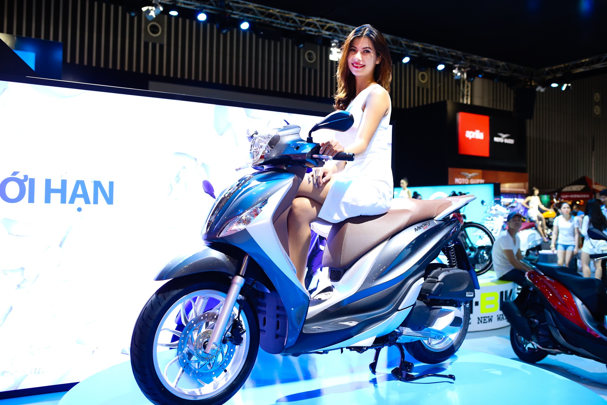 Người đẹp tại triển lãm xe máy Việt Nam ảnh 6 Nguoi dep tai trien lam xe may Viet Nam anh 6