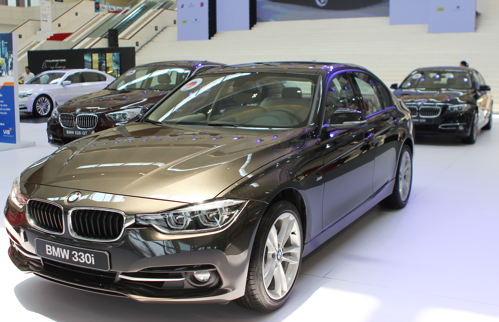 Xe sang BMW o Viet Nam anh 1