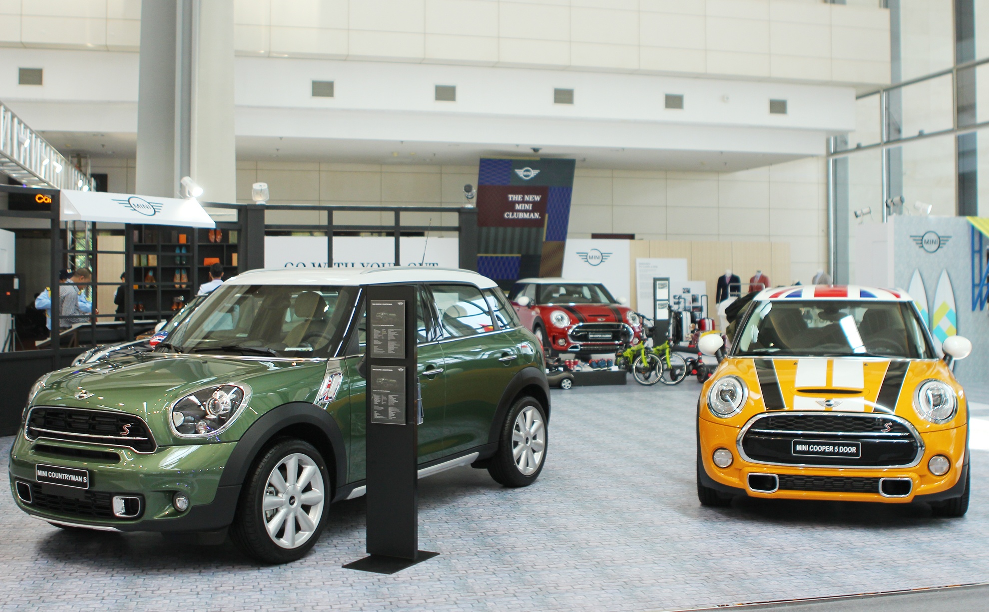 Xe sang BMW o Viet Nam anh 9