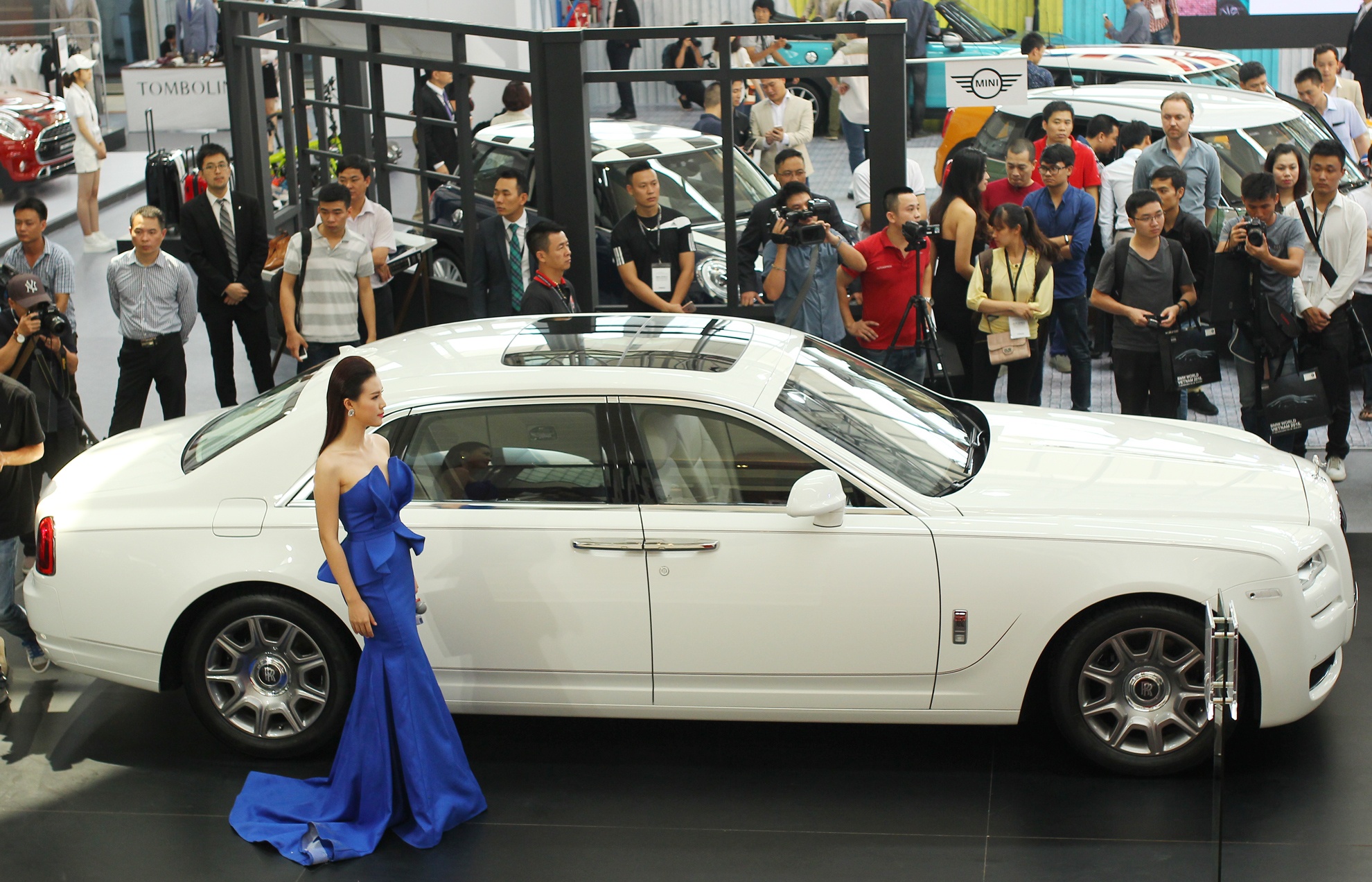 Xe sang BMW o Viet Nam anh 3