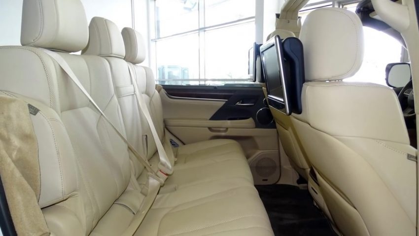 Lexus LX 570 mui tran anh 6