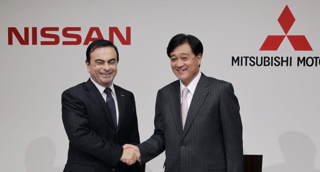 Nissan thau tom Mitsubishi sau be boi gian lan nhien lieu hinh anh