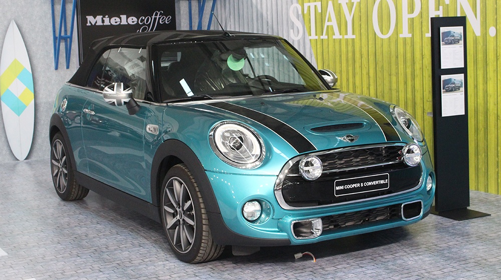 Oto ban o Viet Nam trong thang 5 anh 3