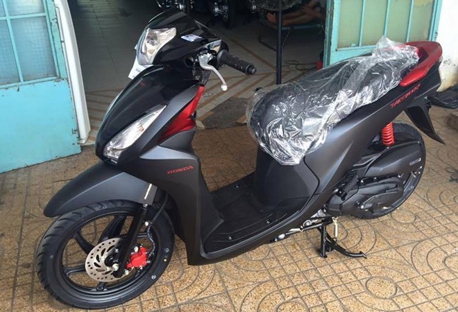 Exciter 150 mau den nham gia bao nhieu anh 2