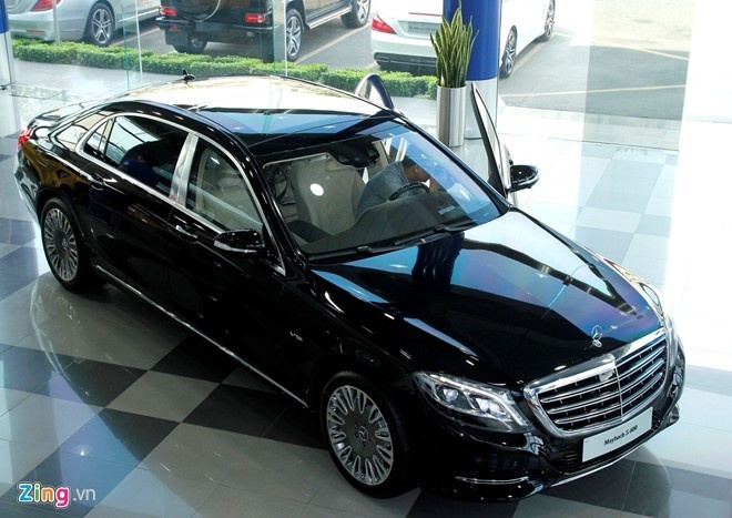 Mercedes Maybach S600 tang gia o Viet Nam anh 1