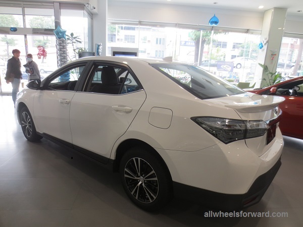 Toyota Corolla Altis X giá bao nhiêu ảnh 5 Toyota Corolla Altis X gia bao nhieu anh 5